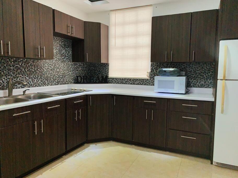 Spacius 4Br Home In Trendy Loiza St, Near Beach San Juan Zewnętrze zdjęcie